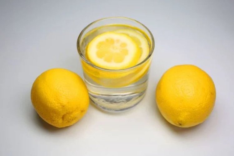 Manfaat Kunyit Campur Lemon, Bikin Wanita Ingin Mengonsumsinya