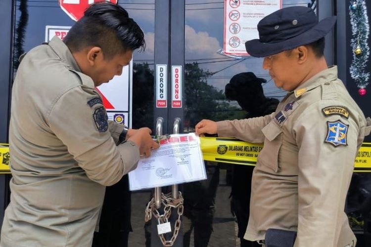 Wali Kota Surabaya Eri Cahyadi Ancam Tutup RHU Tidak Berizin Jual Minuman Beralkohol