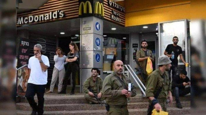 Aksi Boikot McD Imbas Perang Israel-HAMAS Berjalan Lancar,CEO McDonalds Kecewa Bisnisnya Rugi Besar