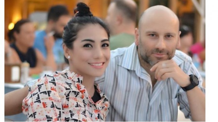 12 Tahun Nikah Terlihat Romantis,Siti KDI Ternyata Sudah Janda,Diceraikan Suami Bulenya Asal Turki