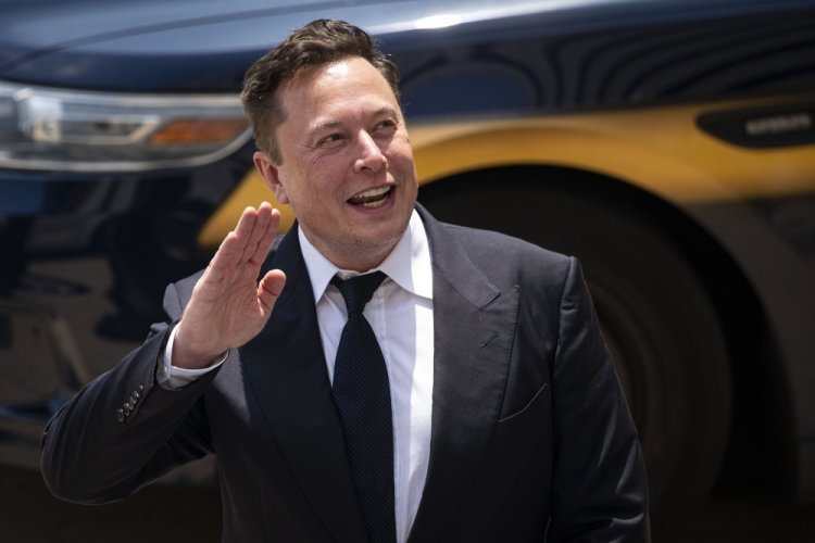 Menkominfo Ancam Beri Sanksi Tegas ke Elon Musk, Apa Penyebabnya?