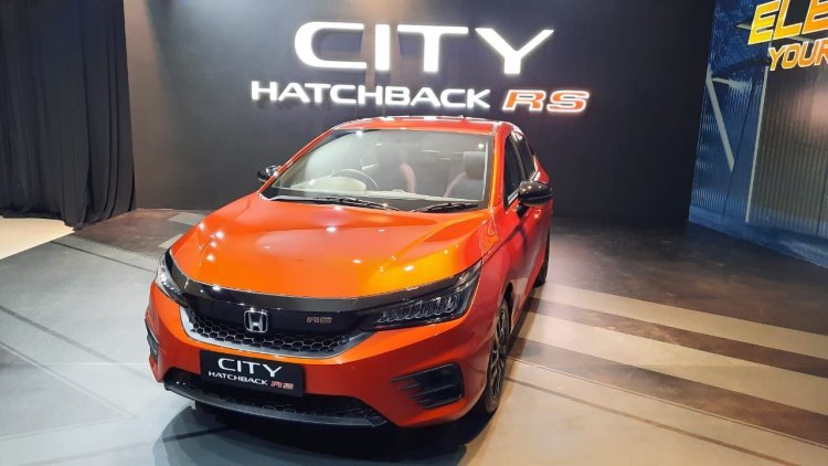 Cuci Gudang Honda City Hatchback NIK 2023, Potongan Harga Dua Digit Besar