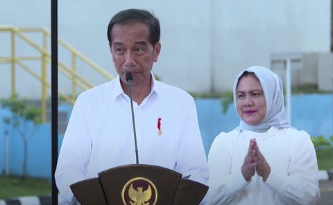 Kata Jokowi soal Mahfud MD Akan Mundur dari Menko Polhukam