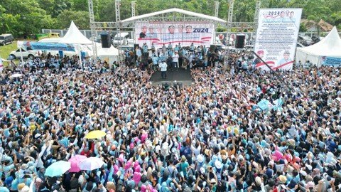 Prabowo Sapa Puluhan Ribu Warga Subang, Bicara Komitmen Perjuangan untuk Rakyat