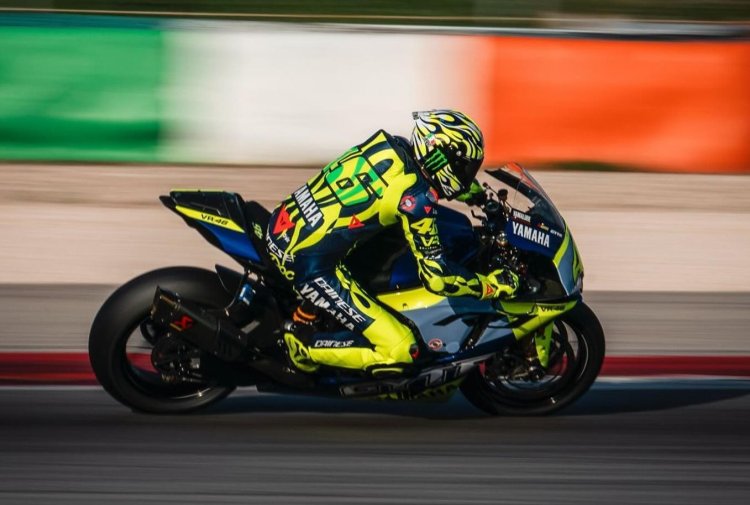 Dengerin Tuh Dorna Sports, Valentino Rossi Kasih Peringatan Penting Buat MotoGP