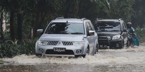 BPBD DKI: 4 RT dan 6 Ruas Jalan di Jakarta Tergenang Banjir
