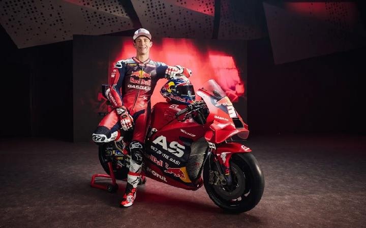 MotoGP: Pedrosa Tercepat di Hari Pertama Shakedown Test di Sepang, Acosta Mengejutkan