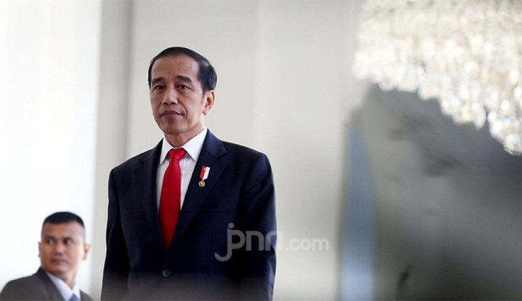 Jokowi Teken Keppres Pemberhentian Mahfud MD, Sosok Ini Sebagai Pengganti