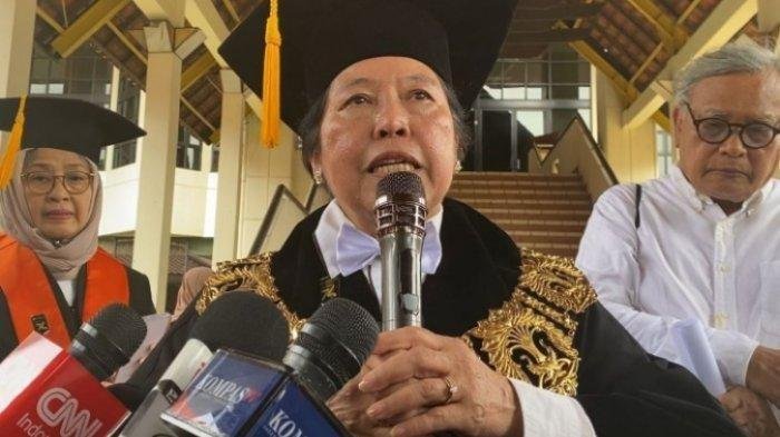 Prof Tuti Trending di Medsos X Setelah Kritik Jokowi dan Debat dengan Perwakilan Istana