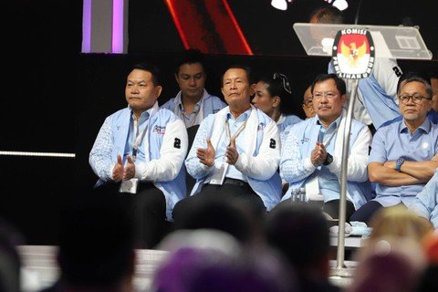 Pensiunan Jenderal Bersama Prabowo di Debat Pamungkas: Dudung, Terawan, Sutarman