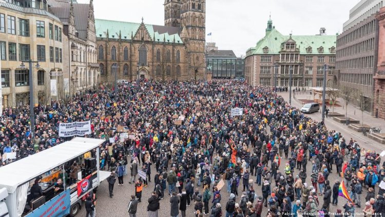 Jerman: Aksi Protes Massal Melawan Ekstrem Kanan Terus Berlanjut