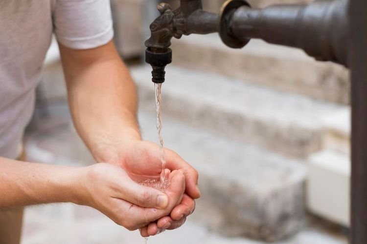 Cara Memperbaiki Keran Air yang Menetes Tanpa Butuh Bantuan Tukang, Lebih Hemat Air dan Uang