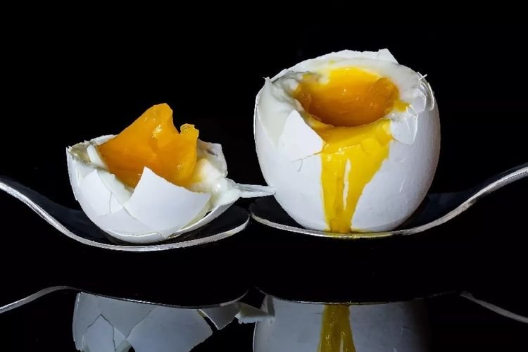 Manfaat dan Bahaya Makan Telur Setengah Matang, Sehingga Harus Lebih Teliti