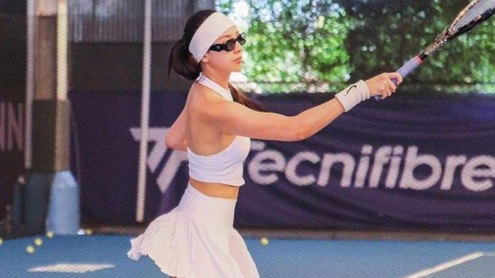 Pose Seksi Anya Geraldine Saat Bermain Tenis Ramai Dikomentari Warganet: Makin Kesini Makin Kesana