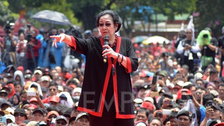 Dosen Politik UGM Soal Anomali Hasil Quick Count Ganjar-Mahfud Md: Keluarkan Jokowi, Bangun Citra Baru
