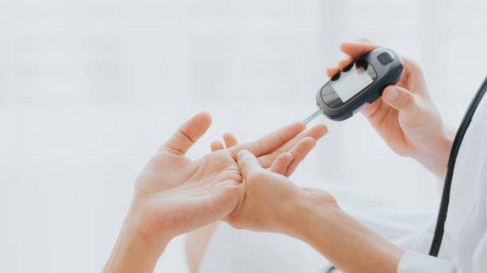 Cara Menghindari Naik Turunnya Gula Darah pada Penderita Diabetes Tipe 2