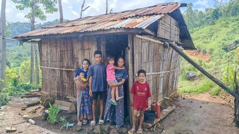 Pilu Maria Evin di NTT: Suami Kabur, Tinggal di Gubuk Bersama 3 Anaknya