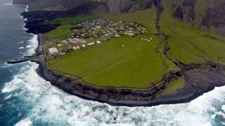 Pulau Tristan da Cunha: Mengenal kepulauan Berpenghuni Paling Terpencil di Samudra Atlantik