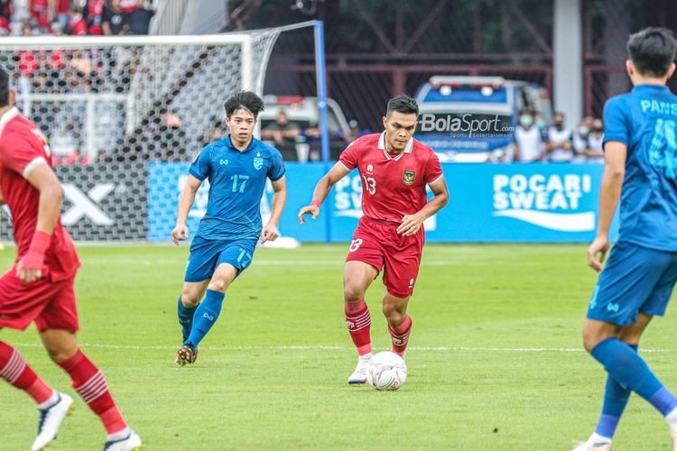 Fans Thailand Senang Pemain yang Tolak Panggilan Timnas Didepak dari Skuad Klub Jepang