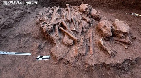 Penampakan Makam Berusia 1.500 Tahun Berisi Tumpukan Tulang Manusia