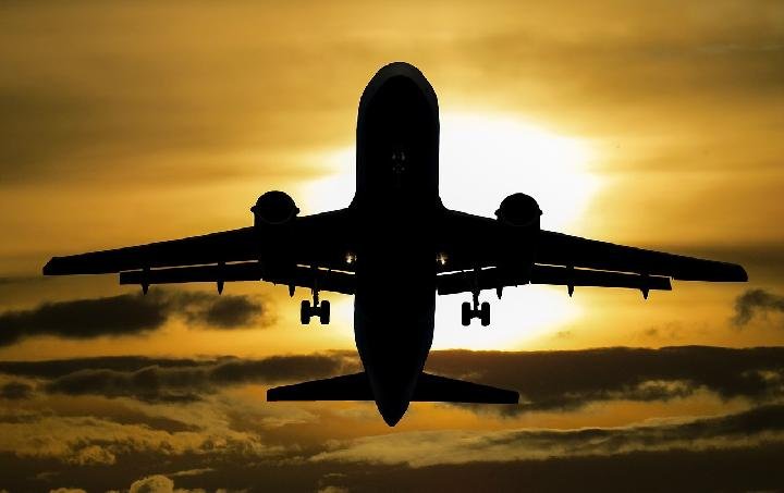Setelah Insiden China Southern Airlines, Penumpang Diminta Berhenti Lempar Koin ke Mesin Pesawat