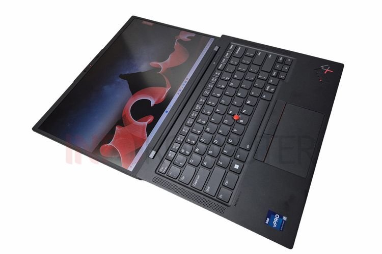Review Lenovo ThinkPad X1 Carbon (Gen 11): Tangguh Bidik Pebisnis