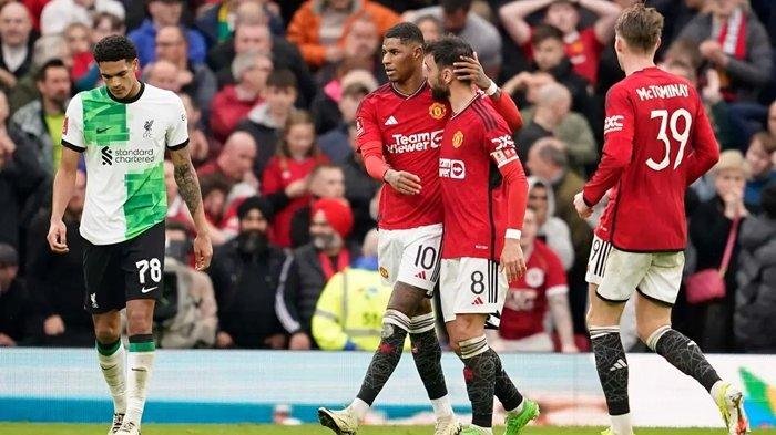 Ketika Bruno Fernandes dan Maguire Bertukar Posisi Sukses Tumbangkan Liverpool,Taktik Aneh Ten Hag