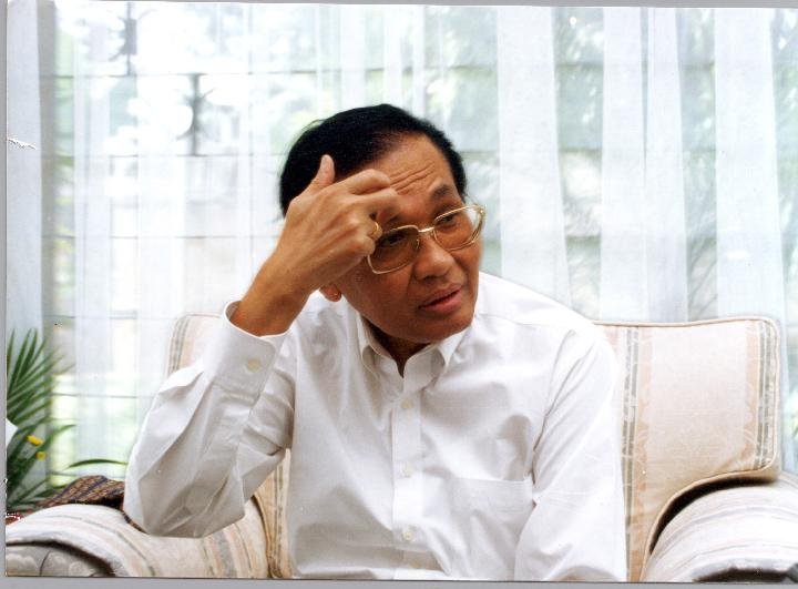 Mantan Menteri Penerangan Era Soeharto, Alwi Dahlan Meninggal