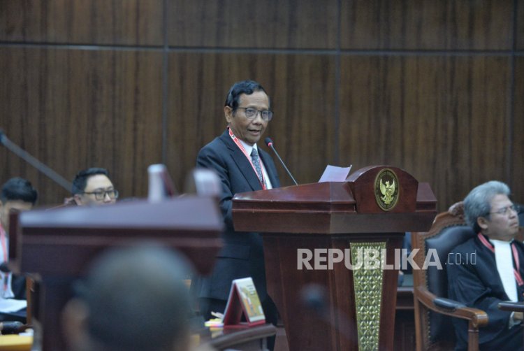 Tim Hukum Prabowo-Gibran Sedih Indonesia 'Direndahkan' Mahfud MD di Sidang MK