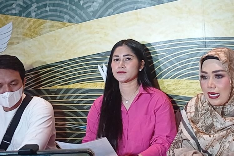 Dituduh Santet Stevie Agnecya, Icha Annisa Faradila Beberkan Alasan Baru Muncul ke Publik Setelah 7 Hari Mantan Istri Samuel Rizal Meninggal