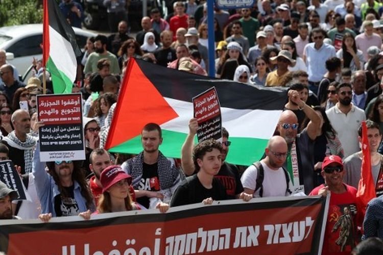 Ribuan Warga di Israel Tuntut Diakhirinya Perang Gaza: Orang Yahudi dan Arab Tolak Bermusuhan