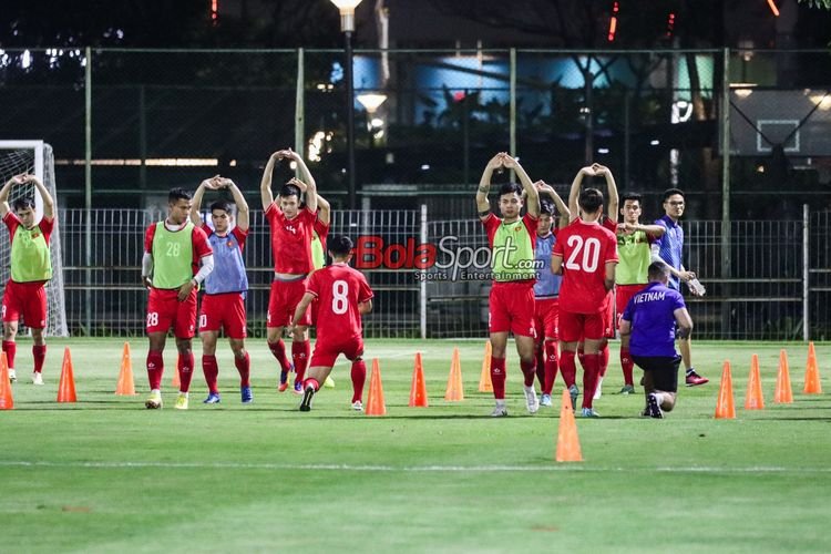 AFC Denda 2 Pemain Timnas Vietnam Rp 63 Juta Buntut Permainan Kasar di Piala Asia 2023