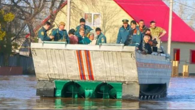 Bendungan di Rusia Jebol dan Bikin Banjir Besar, 10.000 Warga Diyakini Berada di Zona Banjir