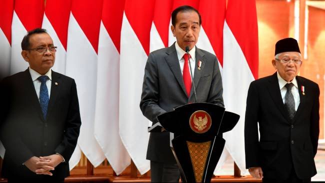 Hakim MK Sebut Tak Elok Panggil Jokowi ke Sidang, Pengamat: Seakan Presiden Kebal Hukum