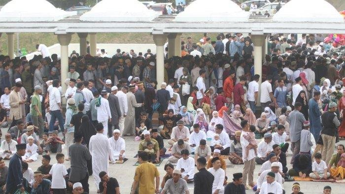 Ratusan Jamaah Laksanakan Salat Idul Fitri 1445 Hijriah di Masjid Balikpapan Islamic Centre