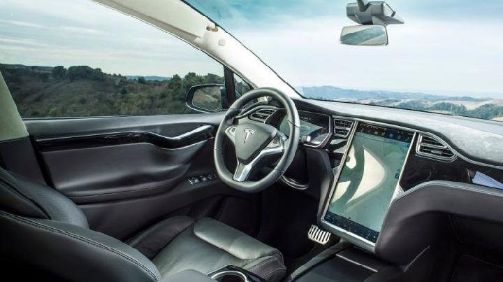 Autopilot Membawa Maut Insinyur Apple, Tesla Sedia Bayar Uang Damai di Pengadilan