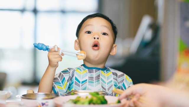 7 Makanan Bantu Badan Anak Cepat Tinggi Beserta Saran Memasaknya