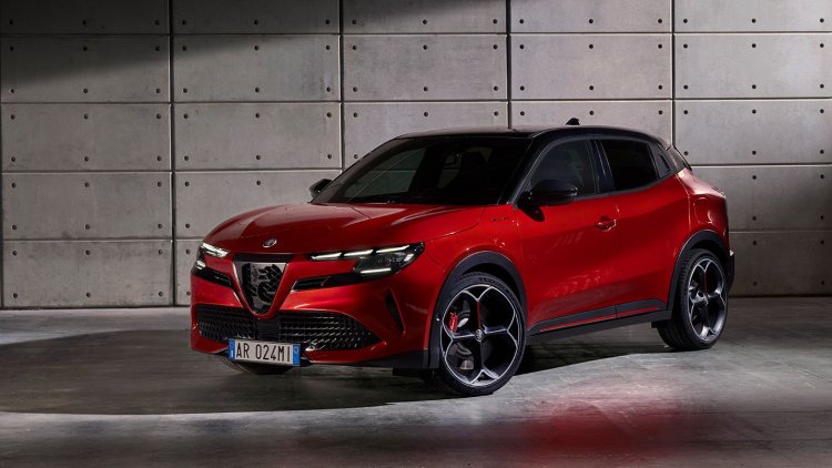 Alfa Romeo Milano Rilis Sebagai Mobil Baru, Namanya Cuma Tahan 5 Hari