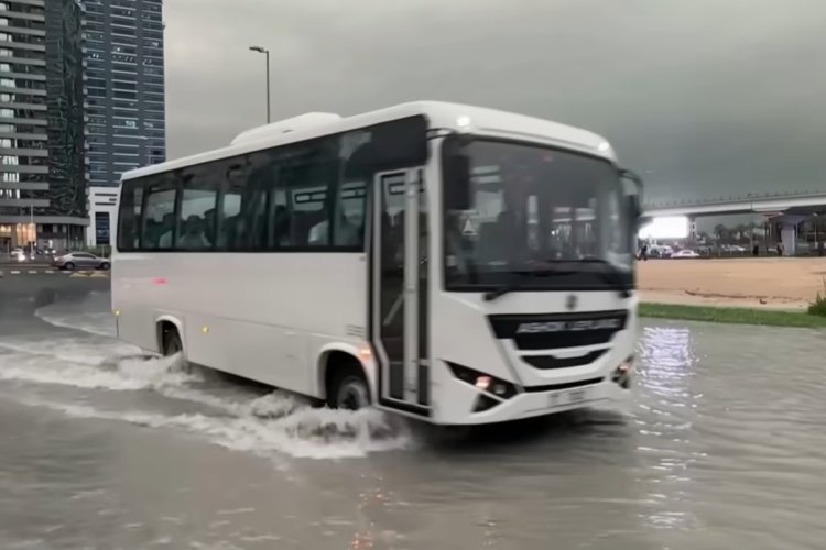 Penyebab Banjir Parah di Dubai, Bandara dan Kota Lumpuh