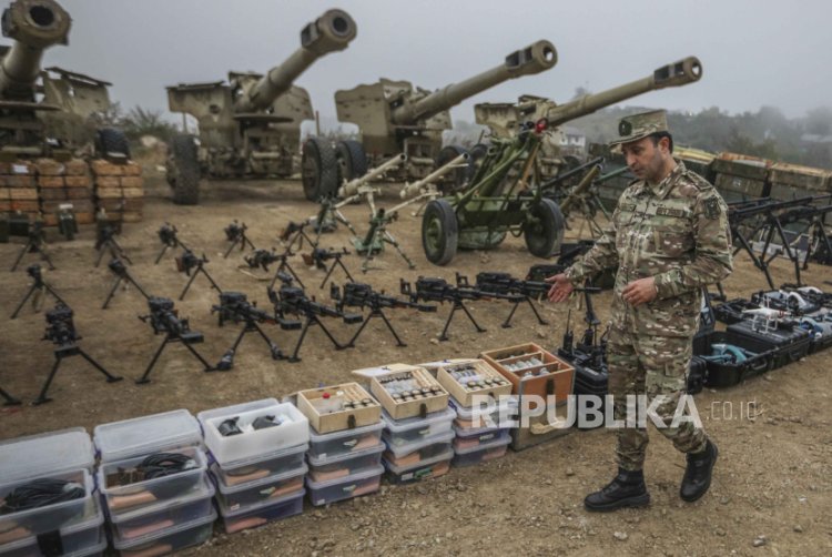 Pasukan Penjaga Perdamaian Rusia Mundur dari Karabakh