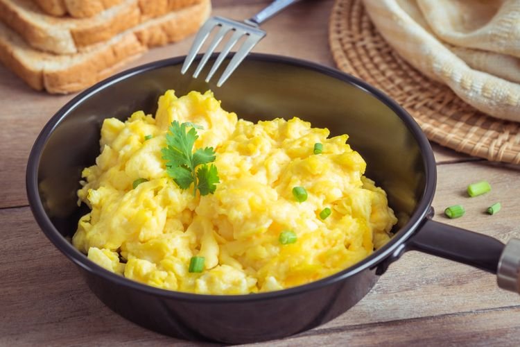 Cara Membuat Scrambled Eggs 3 Bahan, Praktis untuk Sarapan