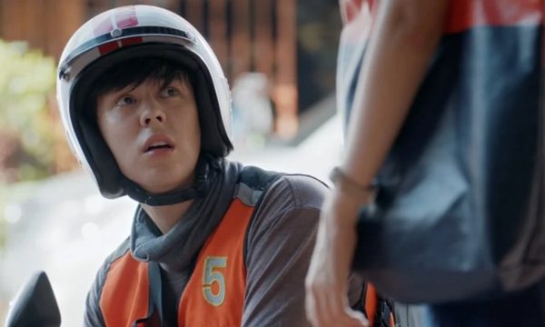 Menggelitik Perut, Ini 11 Rekomendasi Film Komedi Thailand Terlucu