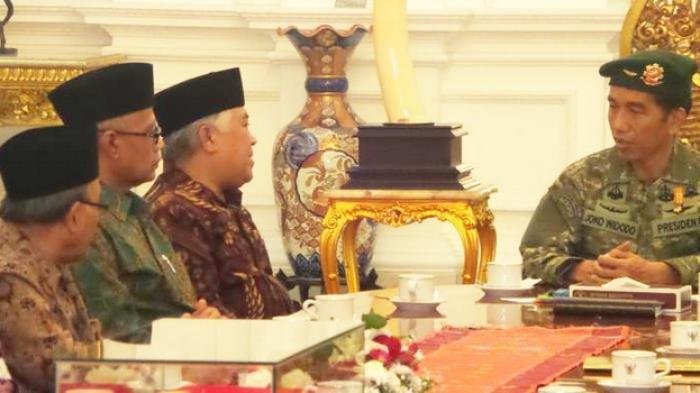 4 Aksi Din Syamsuddin Kawal Sidang MK,Cerita Kesombongan Jokowi hingga Ambruk SaaMau Salat