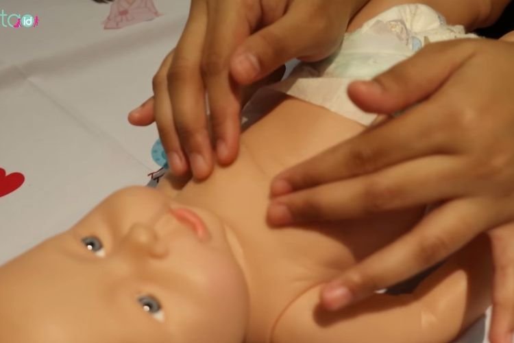 Viral Bayi 2 Hari Meninggal Dunia Setelah Dipijat Nenek Buyut, Sang Ibu Ungkap Fakta