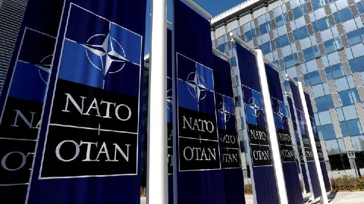 Menhan Rusia Menuduh NATO Kerahkan 33 Ribu Prajurit Dekat Perbatasan