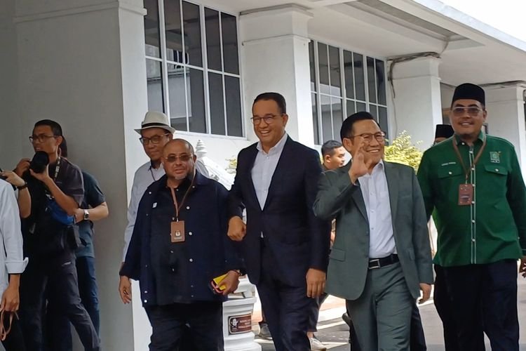 Tertawa Lepas, Anies-Cak Imin Hadiri Penetapan Prabowo-Gibran Jadi Presiden dan Wapres Terpilih