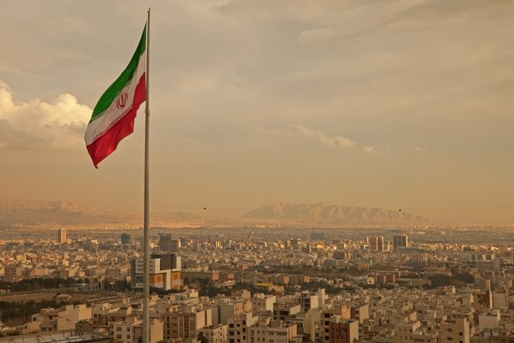 Mengapa Persia Berubah Nama Menjadi Iran