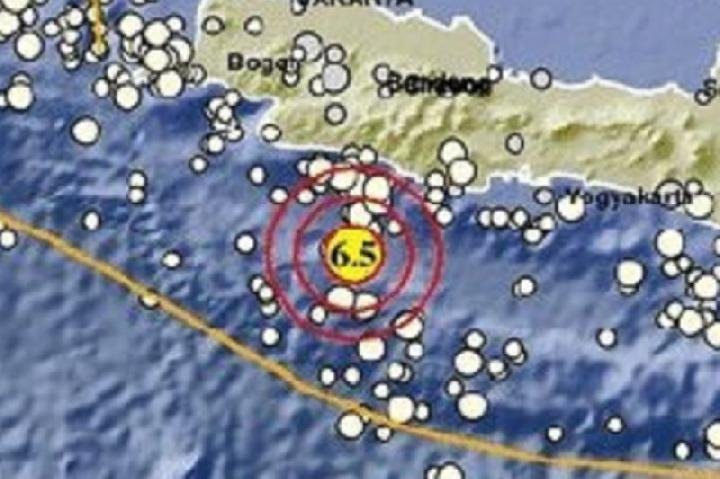 Gempa M6,5 Malam Ini, Guncangan Terkuat di Sukabumi dan Tasikmalaya