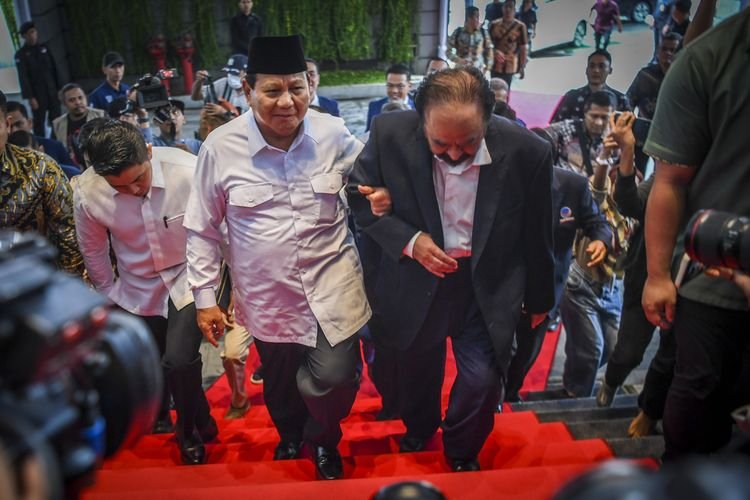 Koalisi Gemuk Prabowo-Gibran Ibarat Pisau Bermata Dua